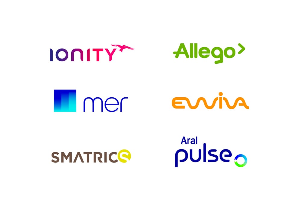 Logos des réseaux de recharge de VE proposant Plug&Charge, notamment Ionity, Allego, Mer, Ewiva, Smatrics et Aral Pulse.