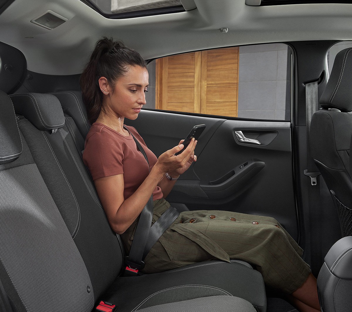 Ford Puma interior view of rear passenger seats