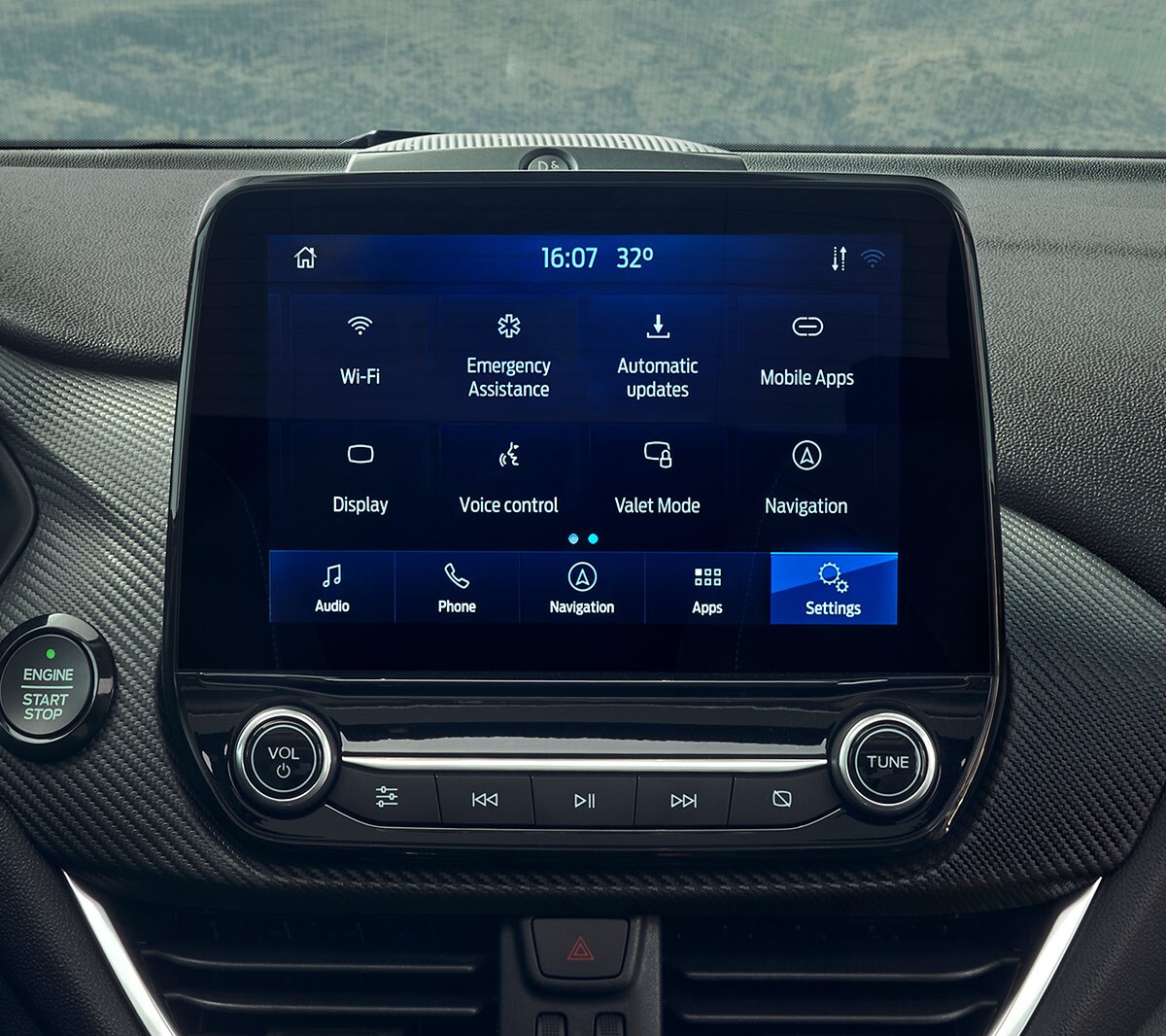 Ford Fiesta interior SYNC 3.2 touchscreen close up