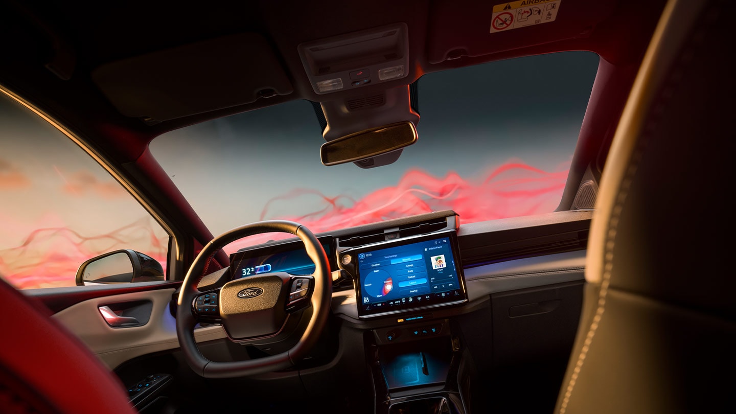 L’intérieur de la Ford Puma Sound Edition montrant le volant et l’écran d’infodivertissement.
