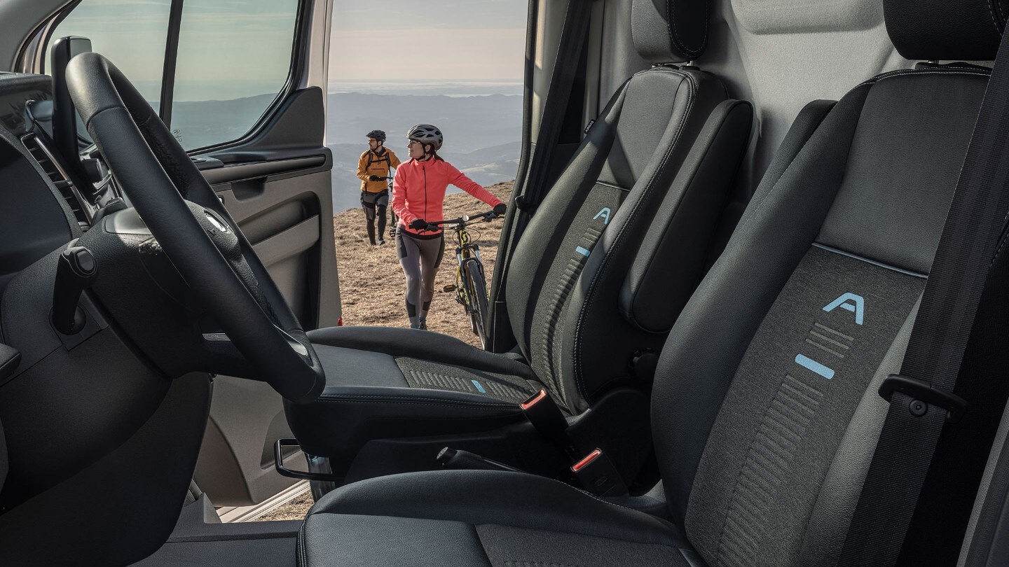 Ford Transit Custom Active interior