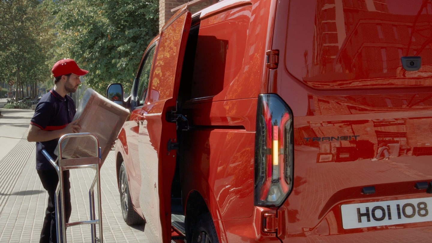 Venez admirer le nouveau Ford Transit Van, Le fourgon fait pour vous par