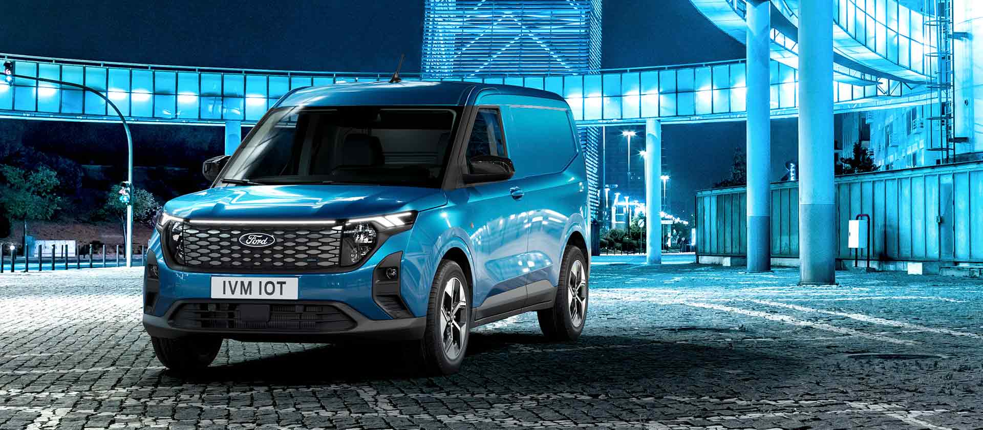 Ford E-Transit Courier Vue De Face Bleu